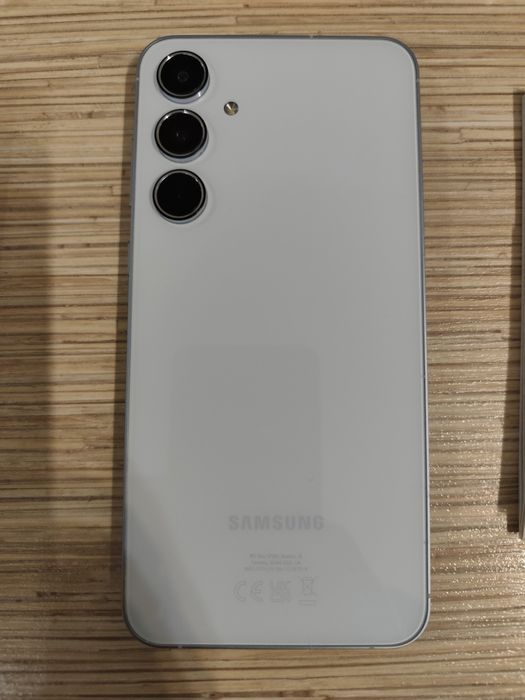 Смартфон  Samsung Galaxy A55