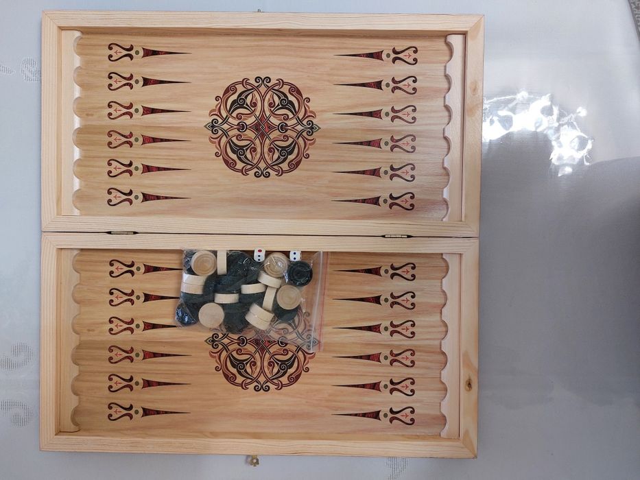 Продам нарды новые заводские