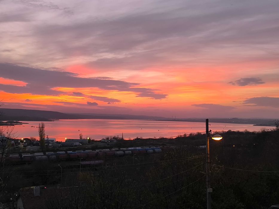 Продава се Тристаен апартамент в Варна, Погреби - 89 кв.м за 1287 €/кв.м - Снимка #20