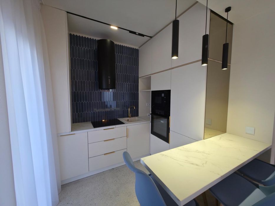 Inchiriez apartament nou langa primaria Selimbar   !