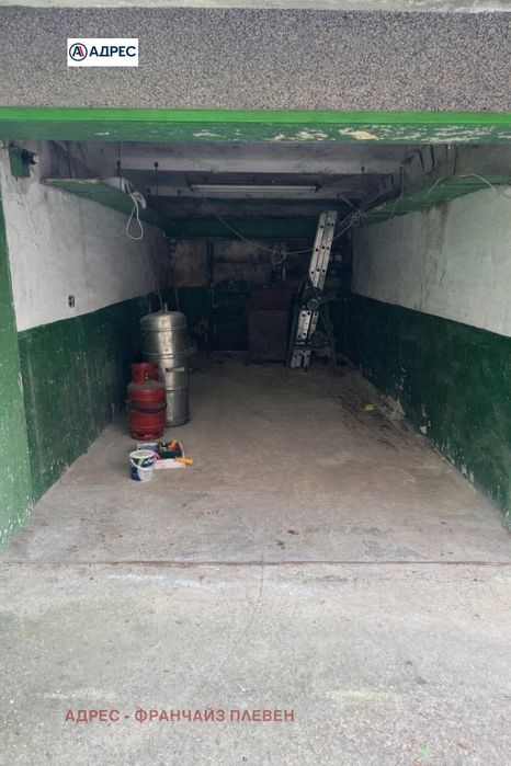 Гараж в Плевен-9-ти квартал площ 18 цена 25500