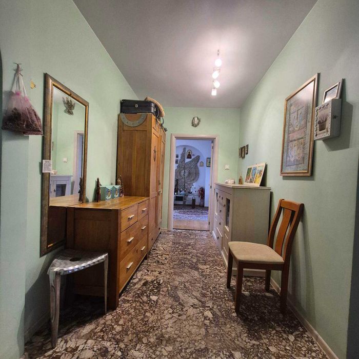 Дава се под наем Тристаен апартамент в София, Център - 115 кв.м за 495000 € - Снимка #3