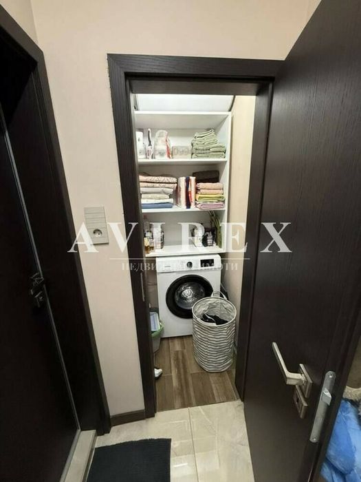 Продава се Двустаен апартамент в Пловдив, Гагарин - 55 кв.м за 1382 €/кв.м - Снимка #1