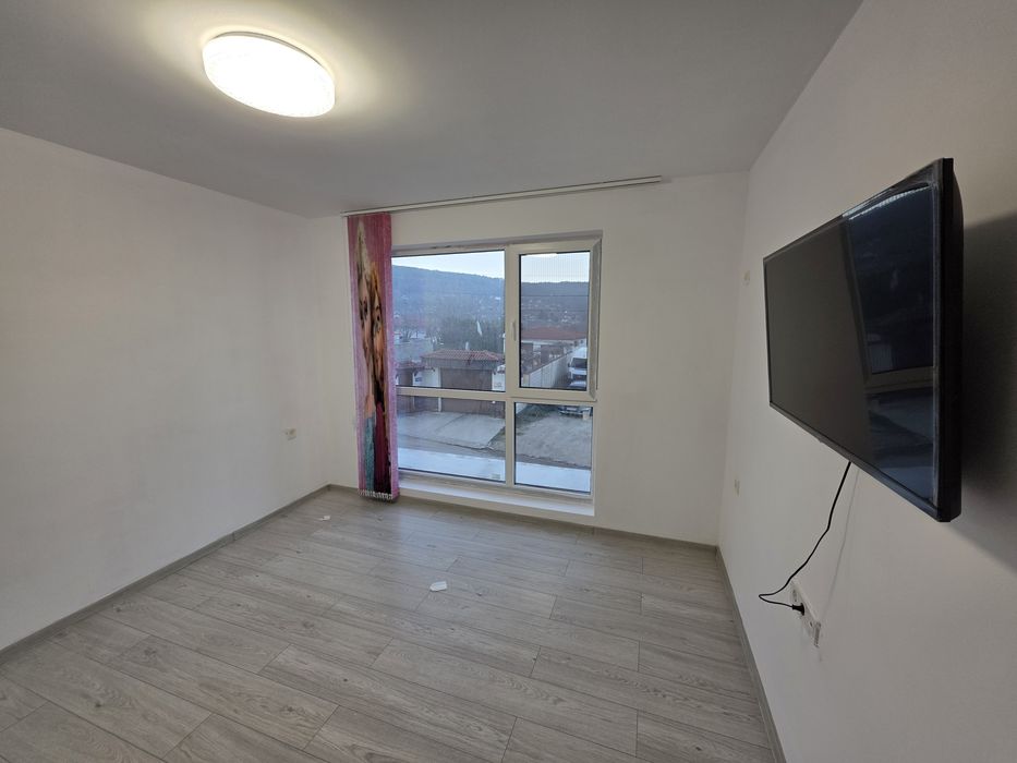 Продава се Тристаен апартамент в Шумен, Боян Българанов 1 - 80 кв.м за 1039 €/кв.м - Снимка #4