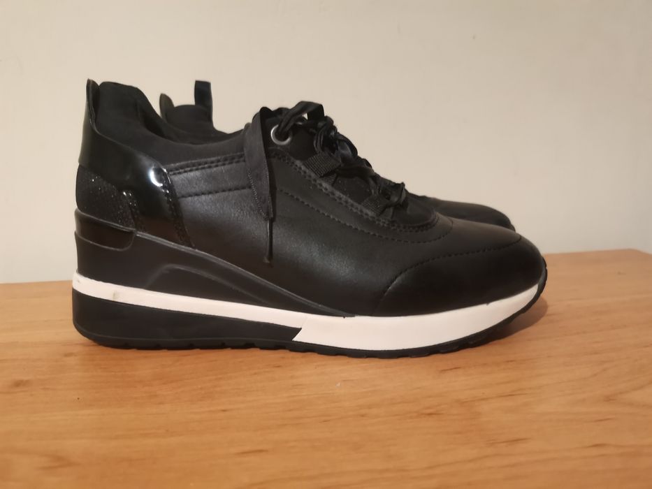 Дамски маратонки