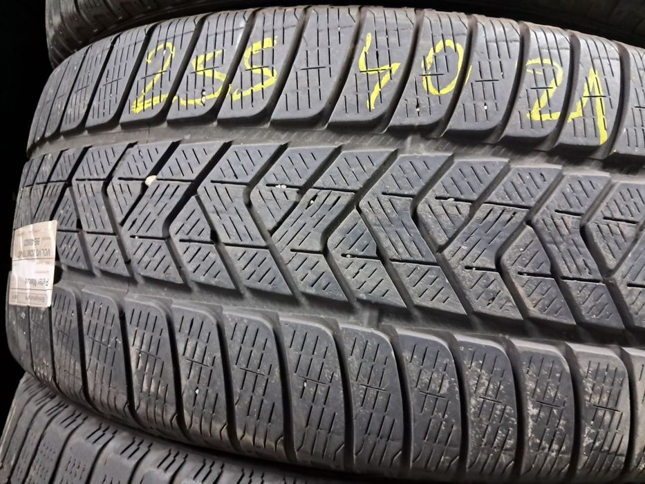 Anvelope second iarna 255 40 R21 Pirelli 2022