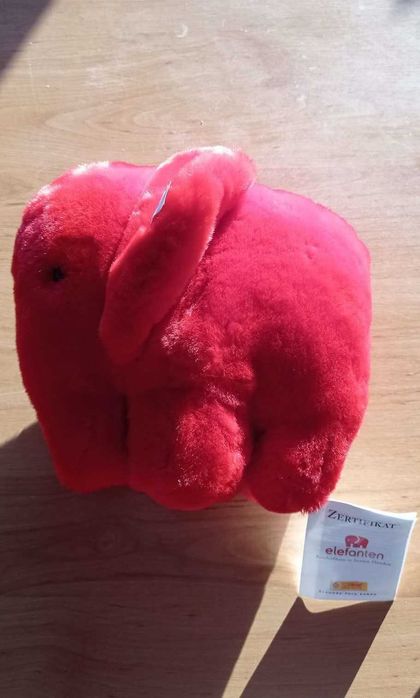 Steiff червен слон, лимитирано рядко издание за колекция