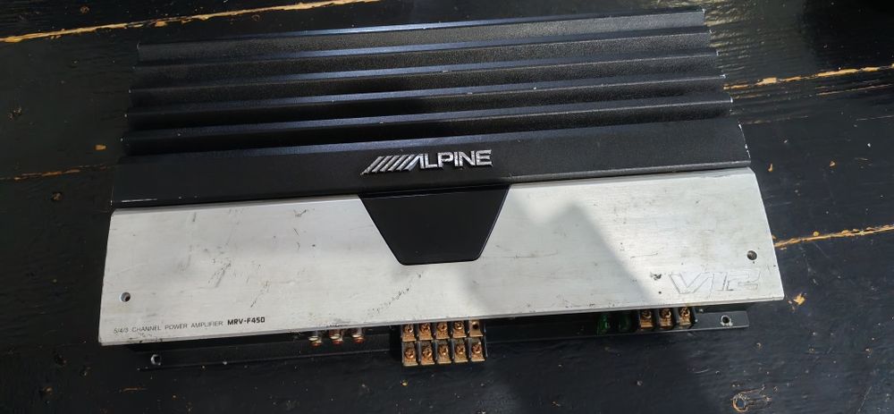 Amplificator Auto Alpine MRV-F450