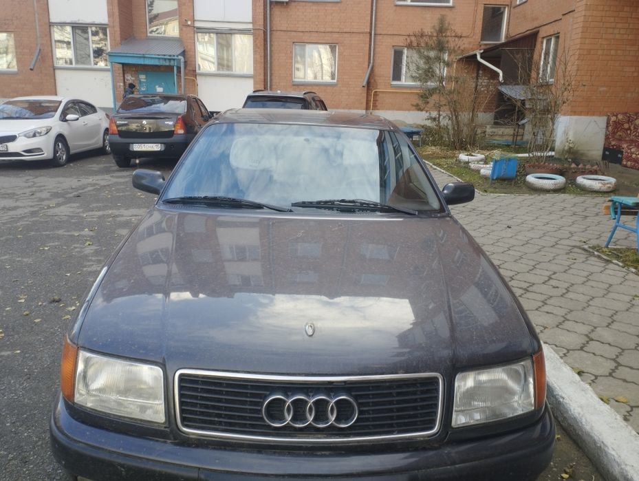 Продам автомашину марки Audi C4