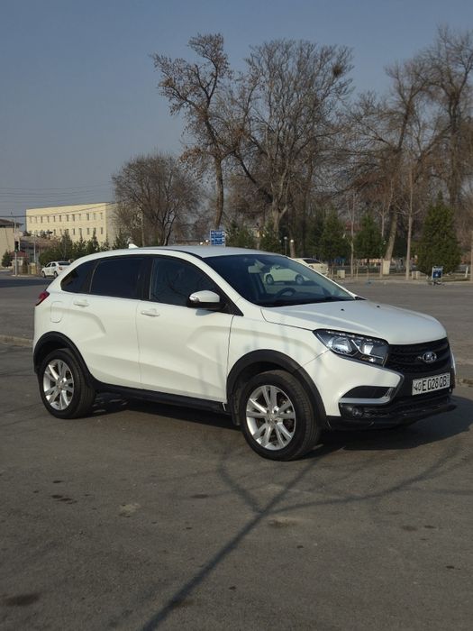 Lada X Ray 2020yil 1.8 motor robot korobka