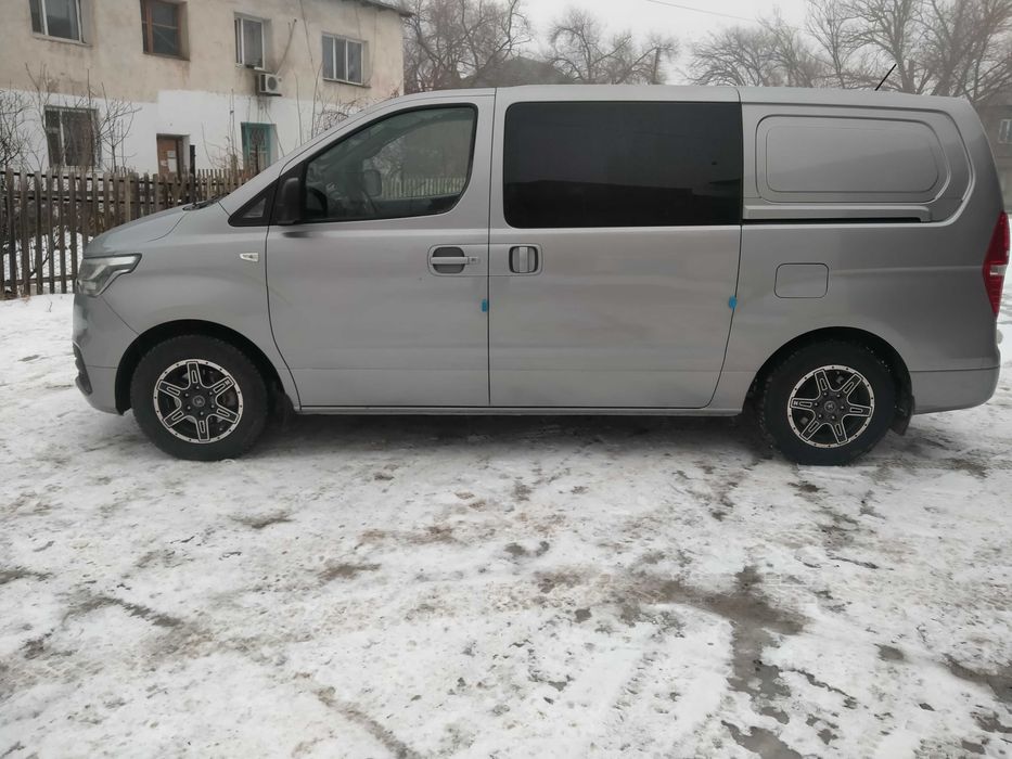 Хюндай Гранд Старекс