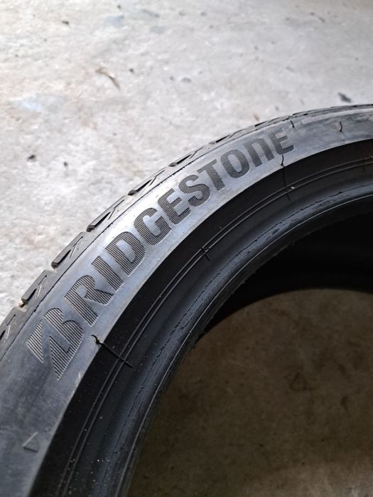 2 anvelope vară 225 40 r18 Bridgestone