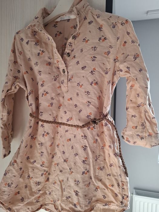 Всичко в обявата по 10 лв Рокля с коланче за момиче 3 -4г.