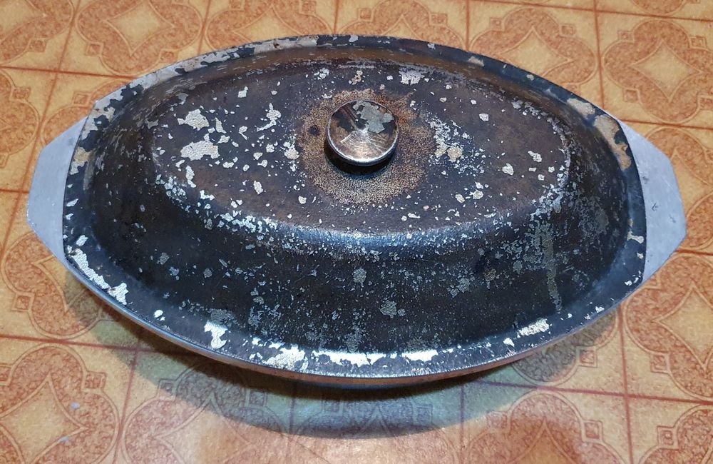 Казан чугунный утятница