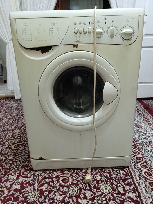 Srochniy kir yuvish mashinasi sotiladi narxi 700.000 soʻm