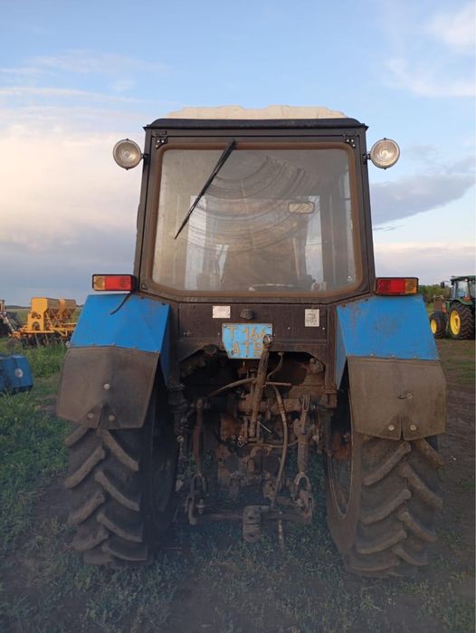 Продас трактор беларусь