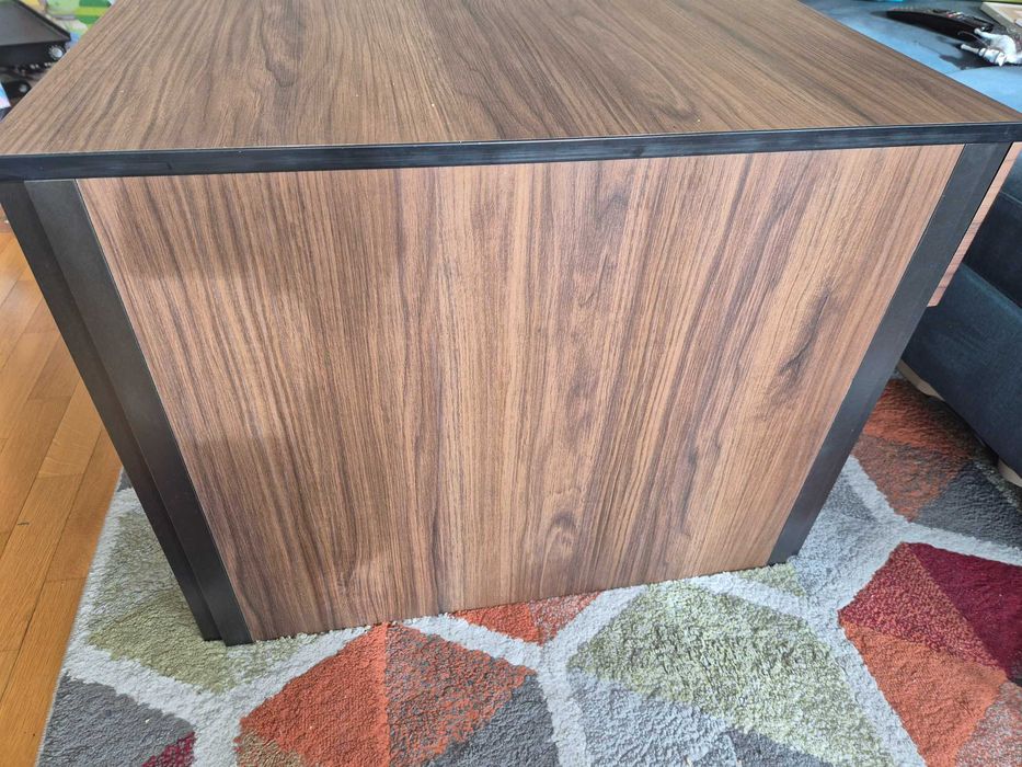 ТВ шкаф и холна маса  Sosono