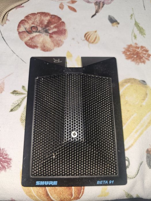 Microfon shure beta 91 pentru tobe sau pian