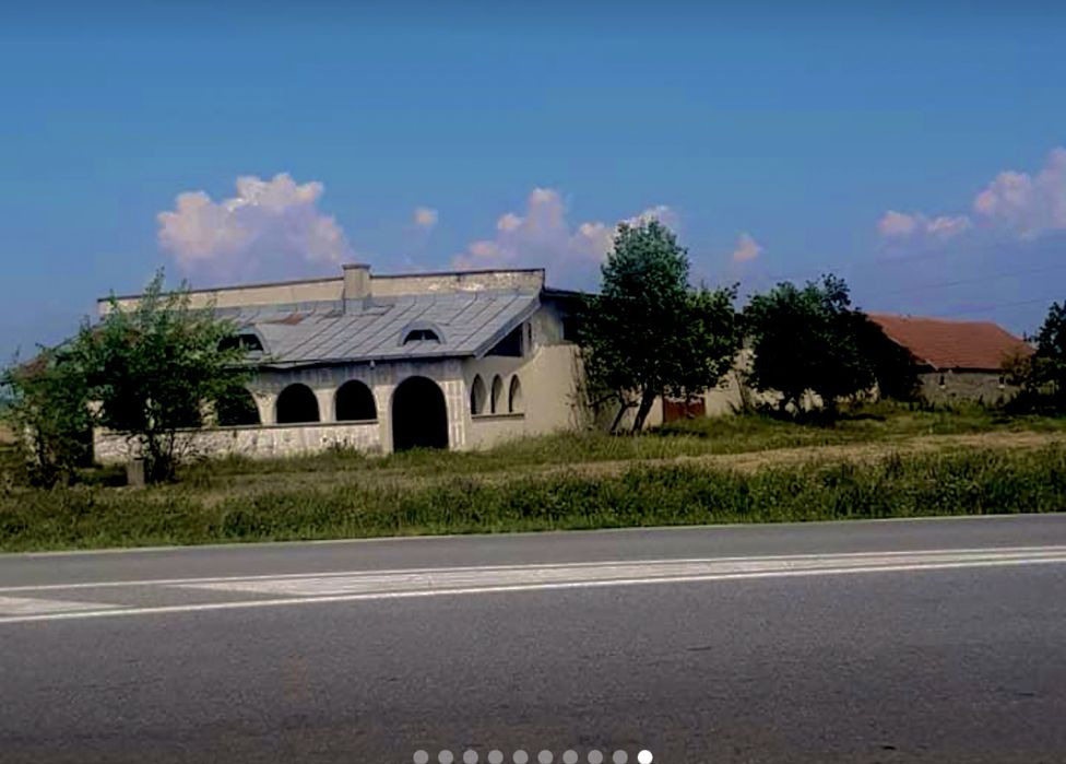 Teren intravilan cu constructie