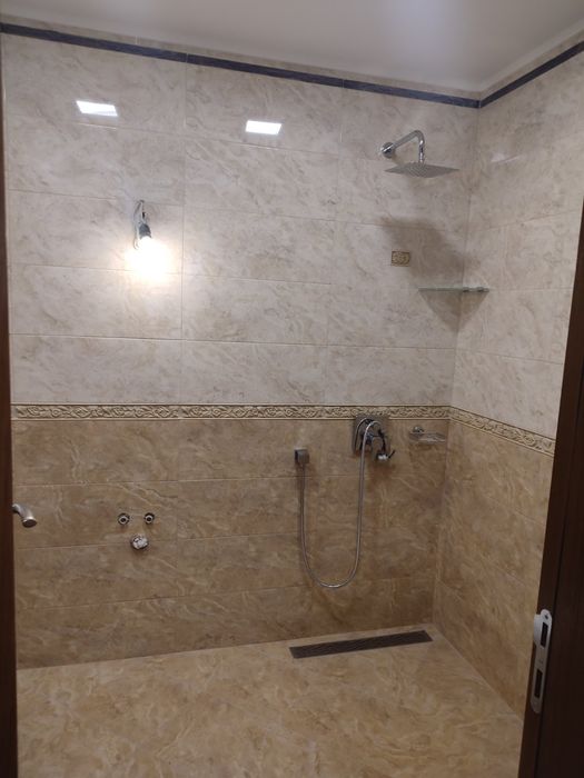 Дава се под наем Тристаен апартамент в Пазарджик, Окръжна болница - 94 кв.м за 357 € - Снимка #7