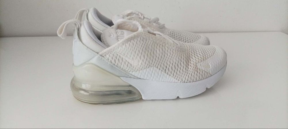 Детски маратонки Nike air max 270