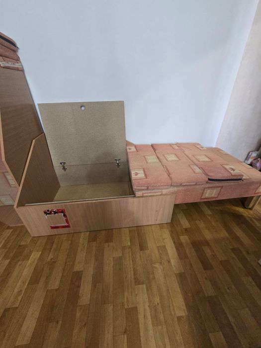 Продам кровать тахта