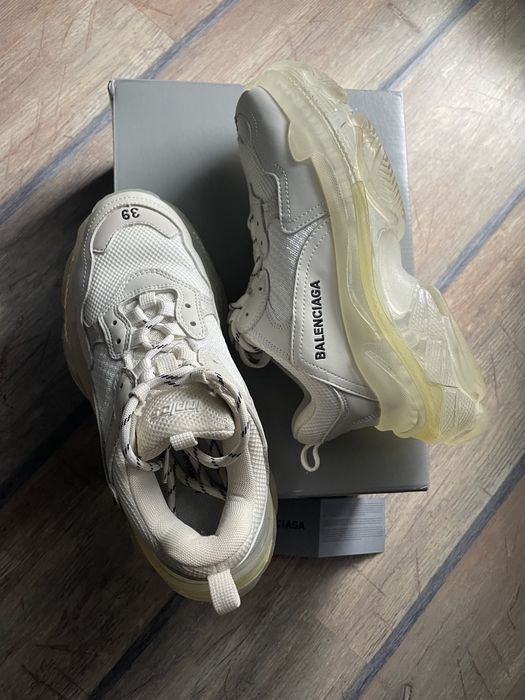 Balenciaga triple S