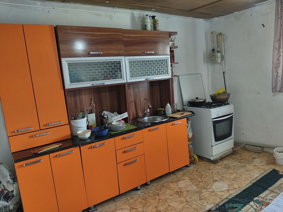 Арай 4бөлмелі жер үй