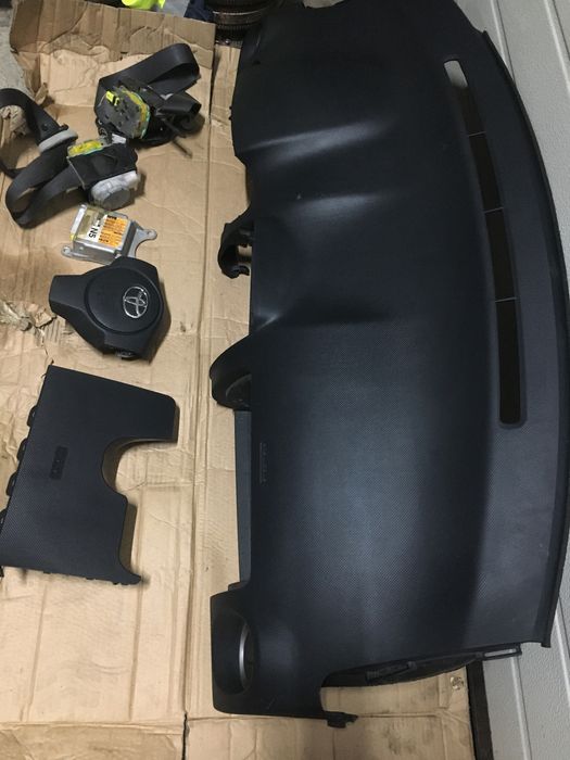 Kit Airbaguri Toyota Urban Cruiser 2009-2014. Volan stinga.