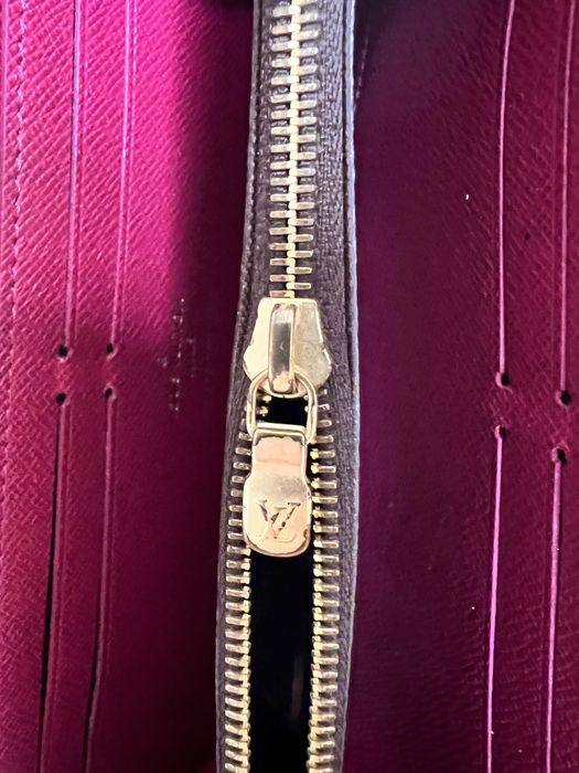 Кошелек Louis Vuitton Zippy Wallet Fuchsia Оригинал