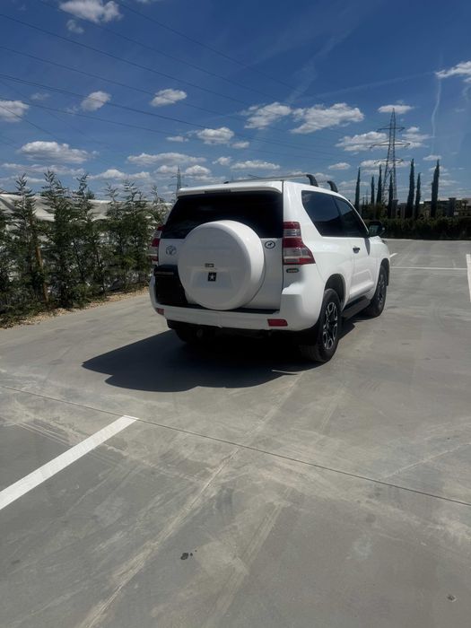 Toyota Land Cruiser J150
