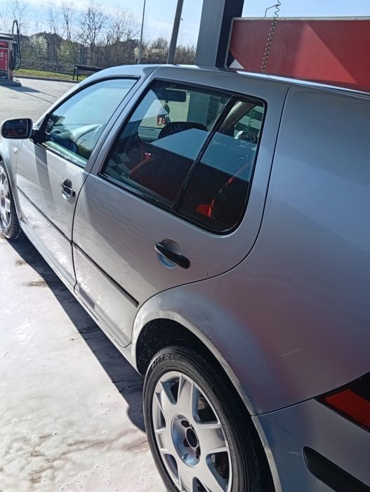 Golf de vânzare 1200 euro acte la zi