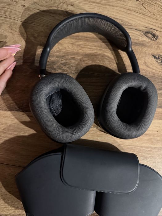Airpods max в идеальном состоянии