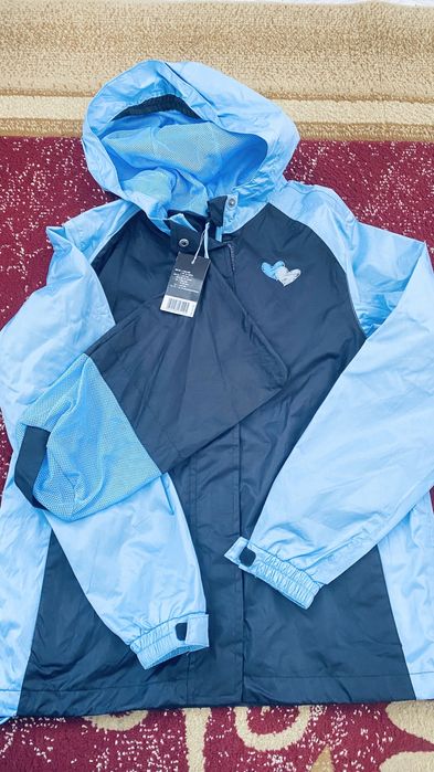 продам куртку