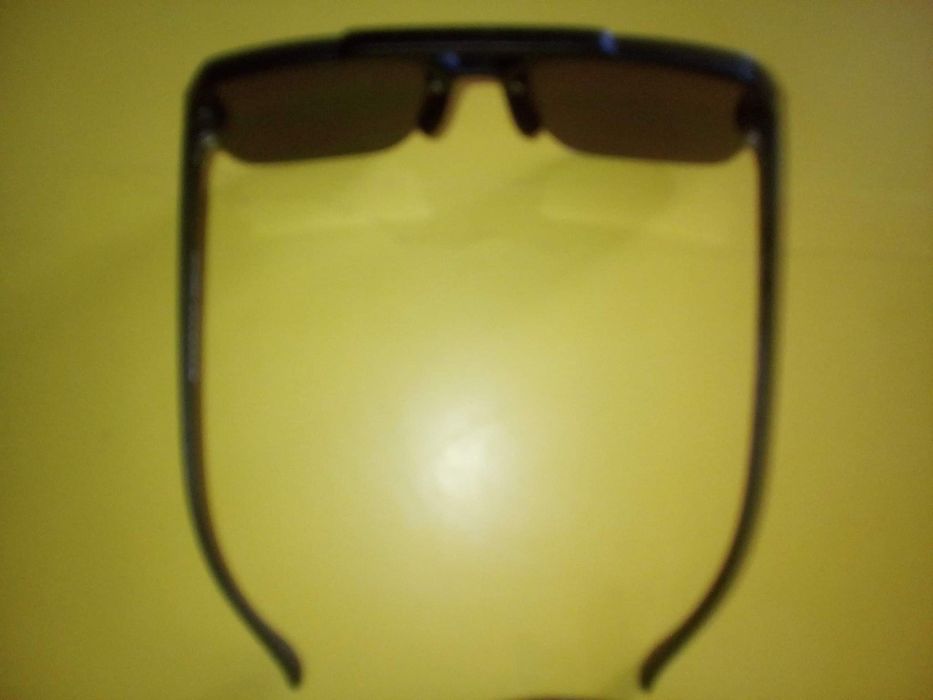 Vând ochelari de soare produs de calitate,noi.