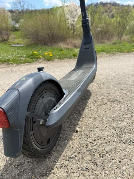 Vand trotineta electrica ninebot e2 pro