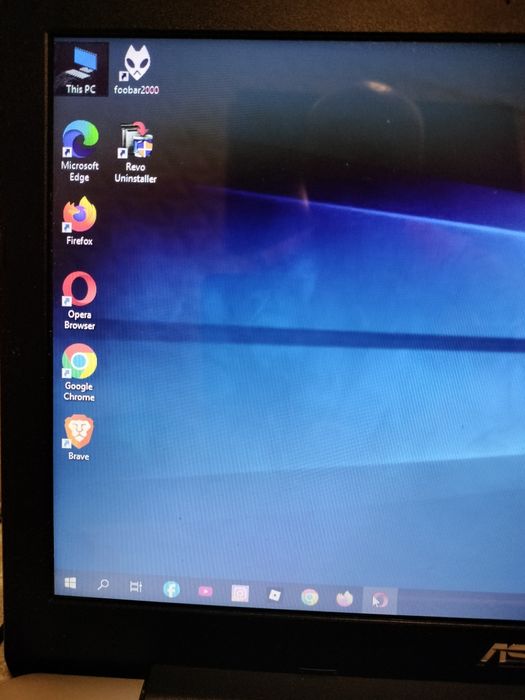 Vănd Laptop Asus  Intel Core I3-4005U Cpu 1.70GHz