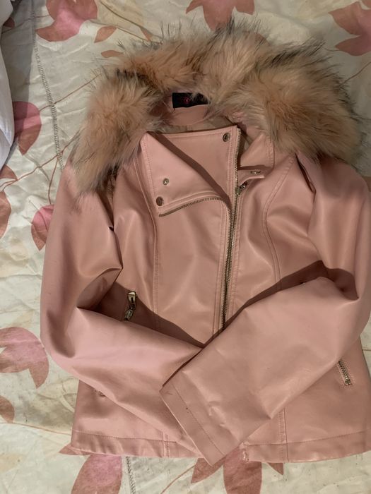 Бебешко розово кожено яке с пух разцер S\M