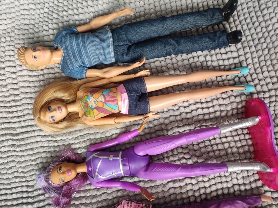 Продам кукол Барби