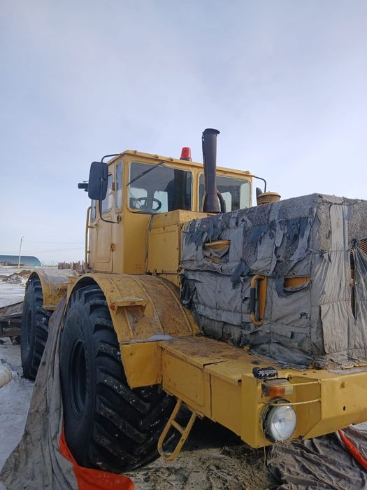 Продам кировец к 701