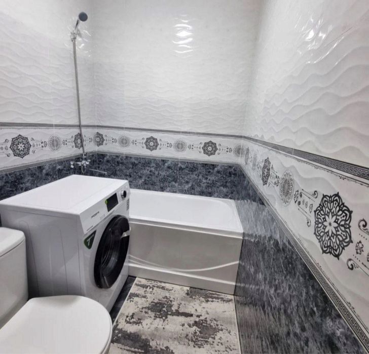 Срочно сдаётся 2-х комнатная квартира 2 этаж ориентир вогзал цена 350$