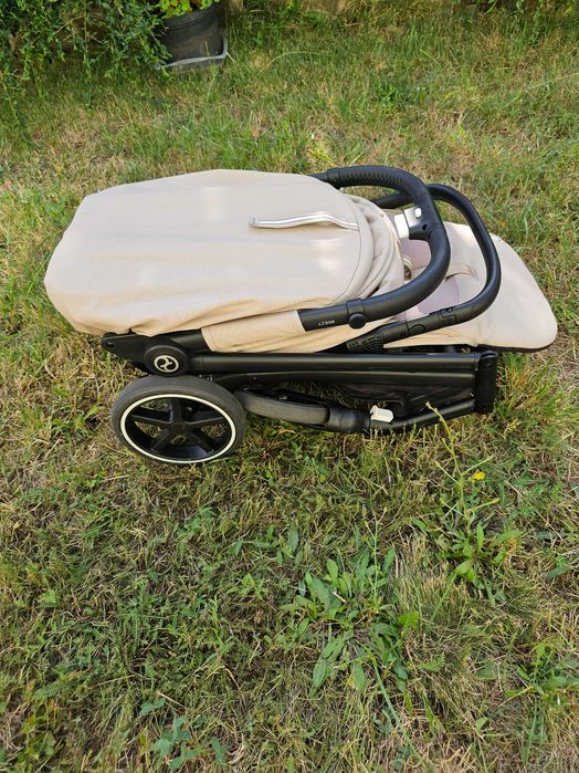 Carucior Cybex Beezy