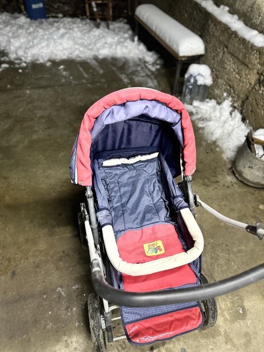 Отдам даром коляску