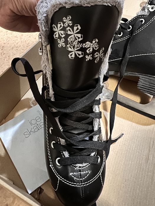 Коньки для катания 36.5 р