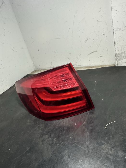 Stop stanga spate aripa BMW Seria 5 F11 7203233