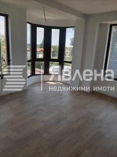 Апартамент до морето