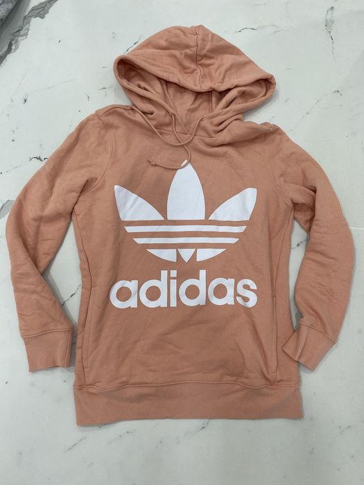Спортни дрехи Adidas