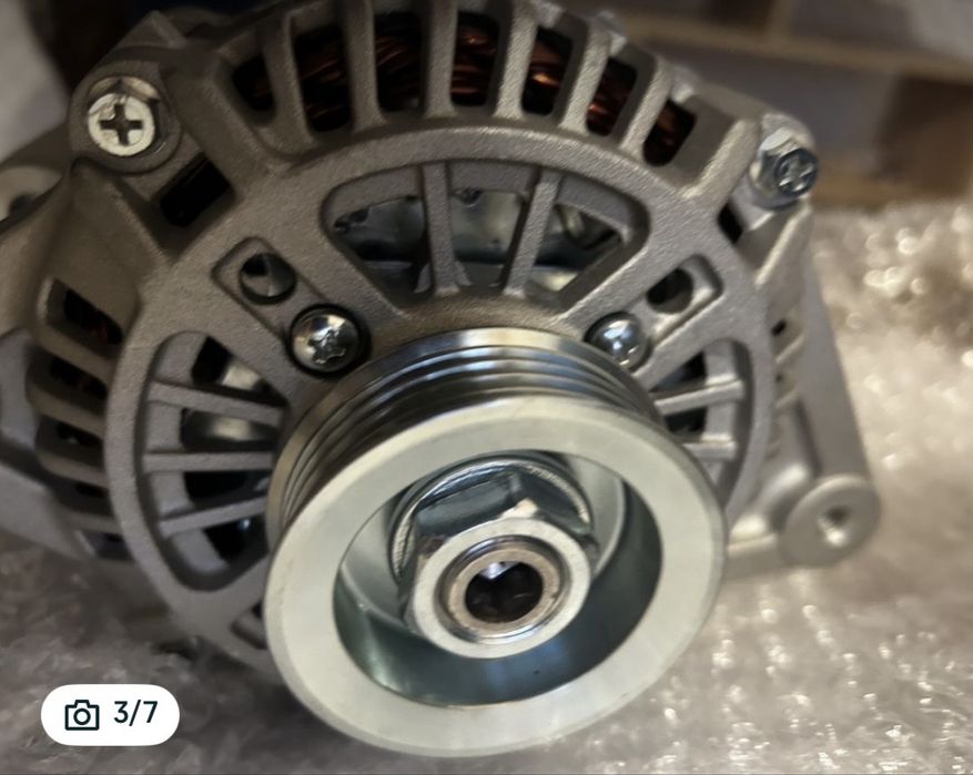 Алтернатор Дачия Логан 1.6 бензин 2011г