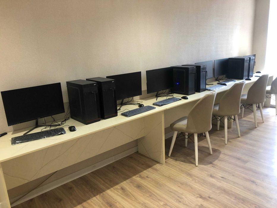 Компьютеры  10 шт для  ОФИСА ПОЧТИ НОВЫЕ
