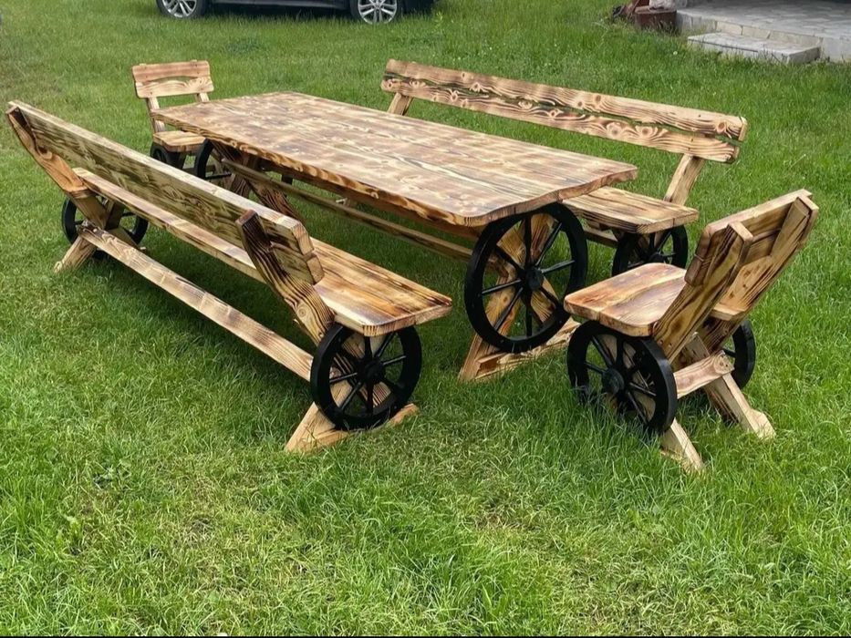 Mobilier rustic pentru exterior